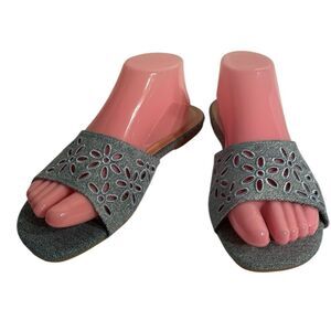 Bamboo women’s denim sandals w/flower cutouts. Slide on shoes, open toe. Sz 8.5